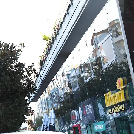 A Gallery מלון *